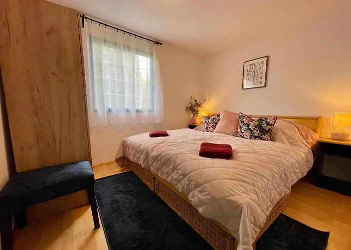 Csipkebogyo Nyaralohaz -